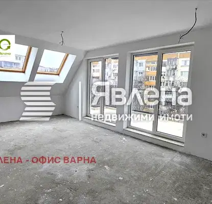 Снимка 4 — Светъл 4-стаен мезонет в Левски 1, Варна с две тераси