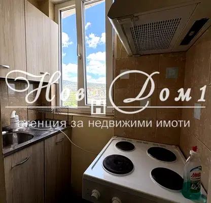 Снимка 2 — Двустаен апартамент в Левски, Варна с тераса