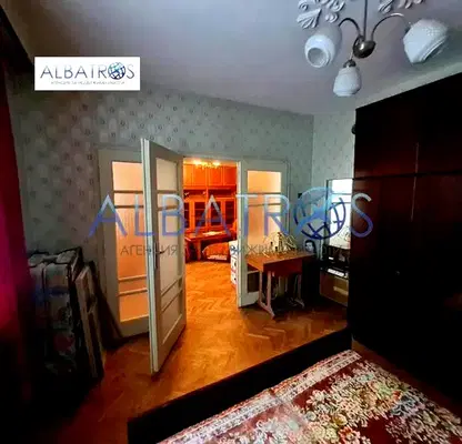 Снимка 5 — Многостаен апартамент с 3 стаи в Левски, Варна с двор