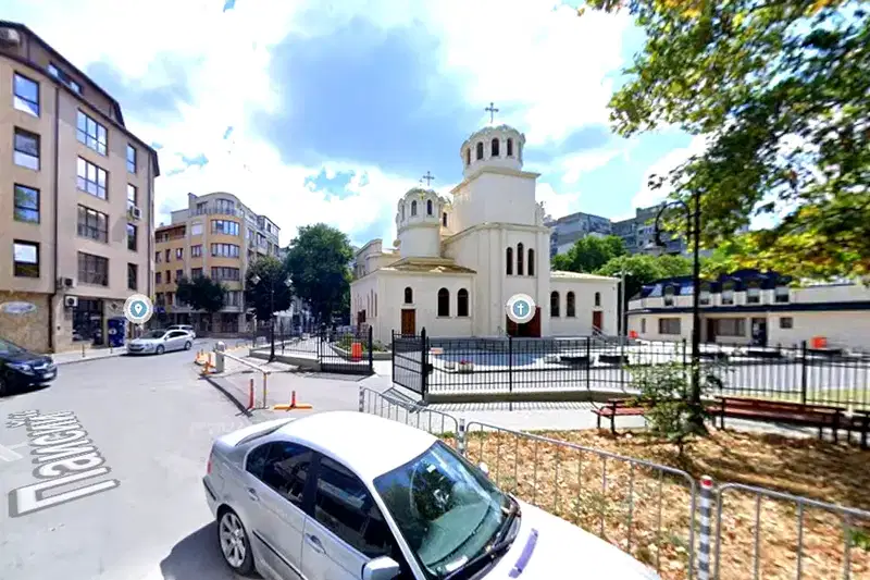 Тристаен апартамент с тераса в Лятно кино Тракия, Варна