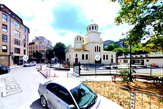 Тристаен апартамент с тераса в Лятно кино Тракия, Варна