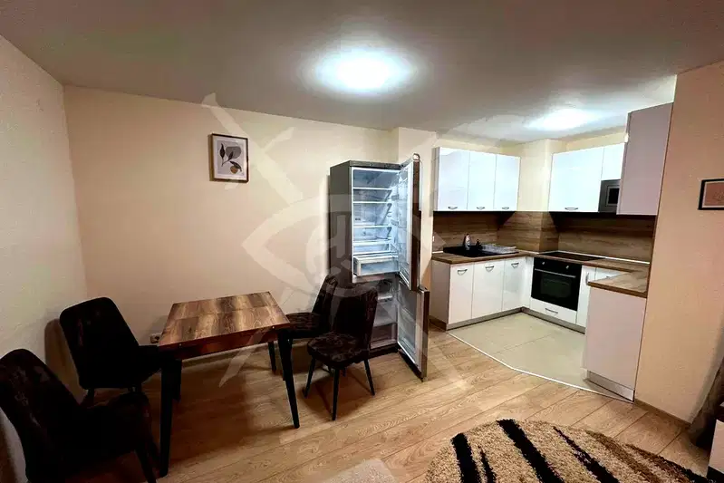 Two-room apartment with terrace in m-t Alen mak, Varna