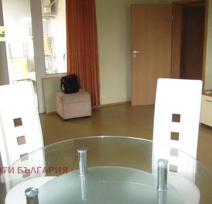 Photo 4 — 2-bedroom apartment in Varna, Evksinograd
