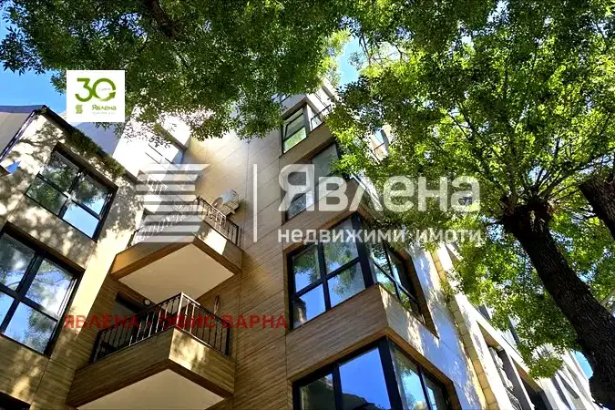 3-bedroom apartment in Varna, Operata