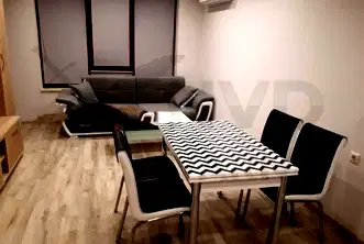 Двустаен апартамент с паркомясто в Победа, Варна