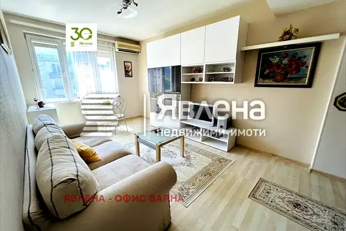 Spacious 3-room apartment in Cherven Ploshtad, Varna with terrace