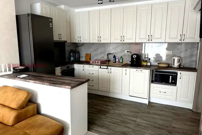 3-bedroom apartment in Varna, Vladislav Varnenchik 1