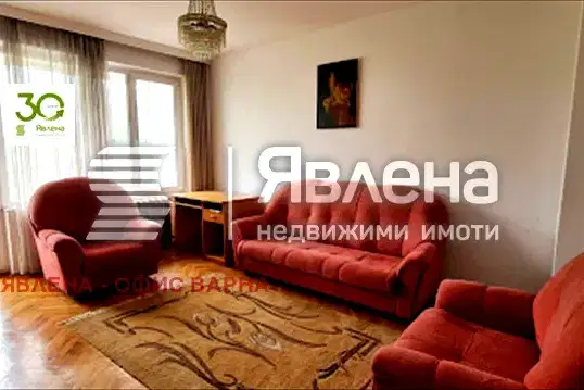 Четиристаен апартамент в Възраждане 1, Варна с тераса
