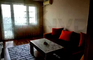 Тристаен апартамент в Възраждане 1 с тераса, Варна