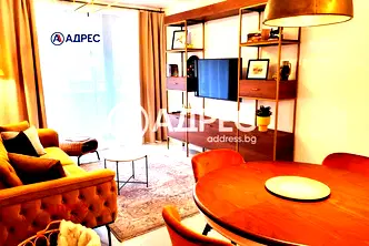 Четиристаен апартамент в Завод Дружба, Варна, с две отделни жилища