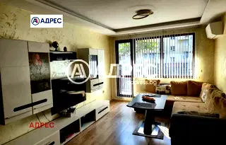 Двустаен апартамент в Зимно кино Тракия, Варна с асансьор