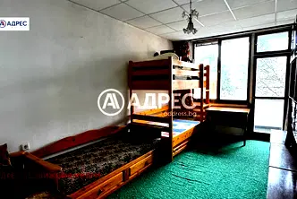 Тристаен апартамент във Велико Търново, Център