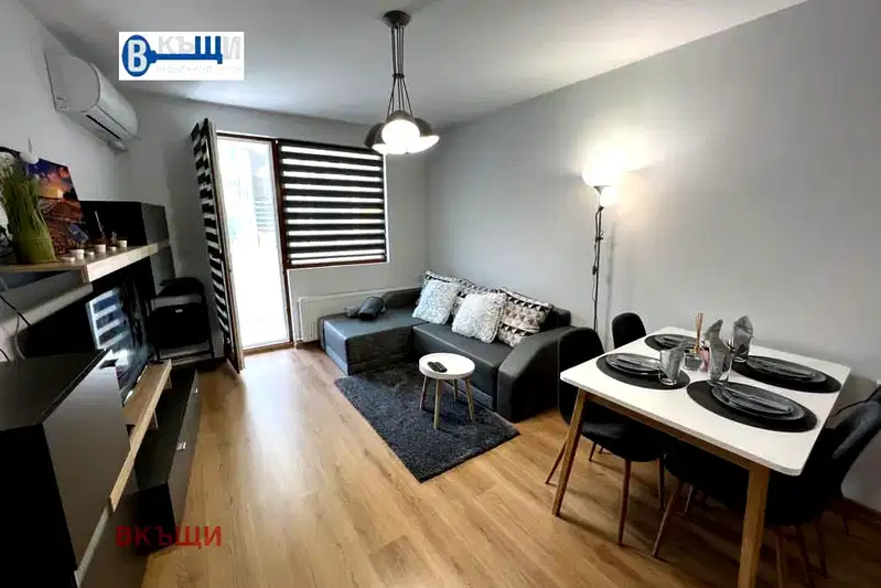 4-bedroom apartment in Veliko Tyrnovo, Centyr