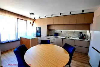 Тристаен апартамент във Велико Търново, Зона Б