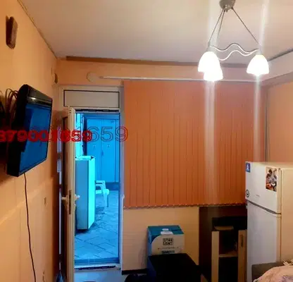 Снимка 2 — Едностаен апартамент във Враца, Център