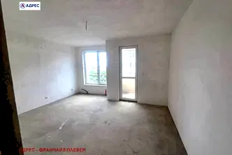 Двустаен апартамент във Враца, Център