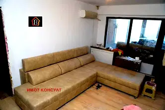 Тристаен апартамент във Враца, Вежен