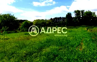 Парцел в Банкя