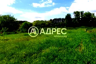 Парцел в Банкя