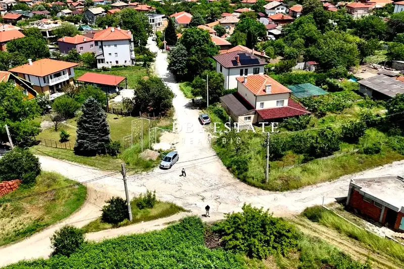 Парцел в Пловдив, с. Брестник