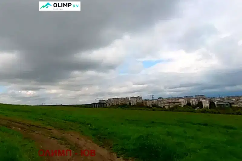 Парцел в София, Красна поляна 1