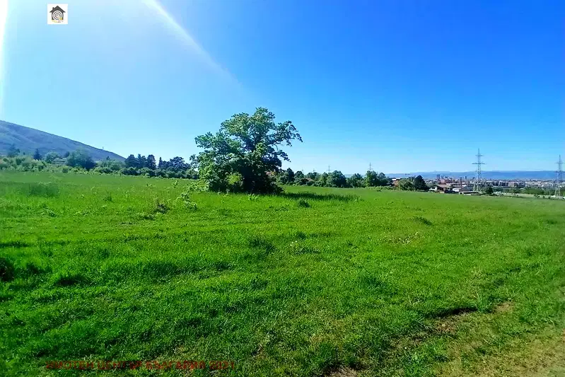 Plot in Sofiya, Simeonovo
