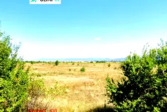 Парцел в София, Враждебна