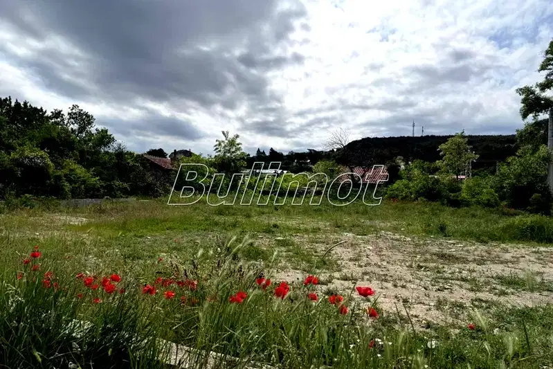 Парцел във Варна, м-т Горна Трака