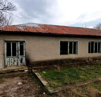 Снимка 2 — Промишлена сграда в Шумен, Каолиново