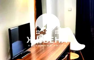 Хотел във Варна, Бриз