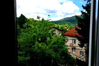 Етаж от къща в с. Владая