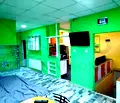 Снимка 2 — Етаж от къща във Варна, Център