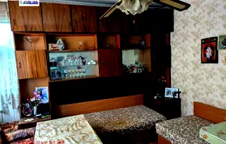 Етаж от къща във Варна, Левски 2