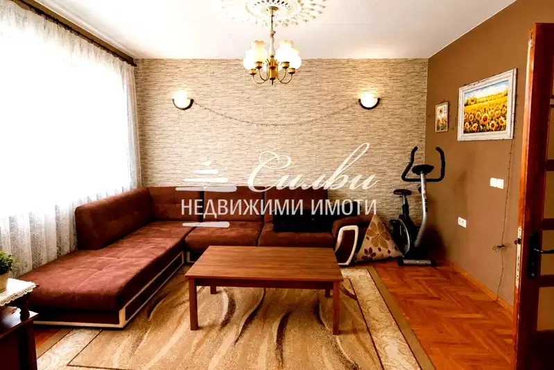Floor of House in Oblast Shumen, Veliki Preslav