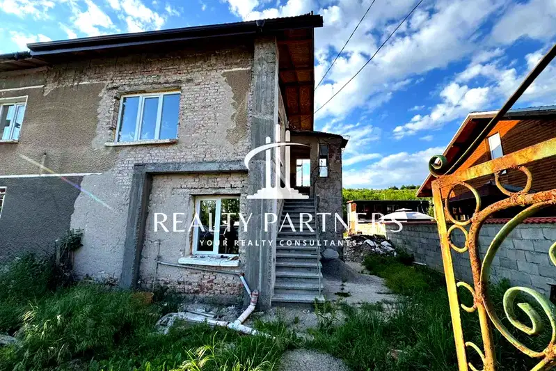 House in Oblast Pernik, Batanovci