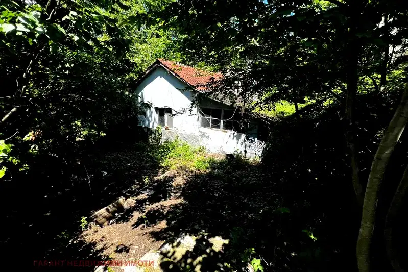 Къща в Габрово, Център