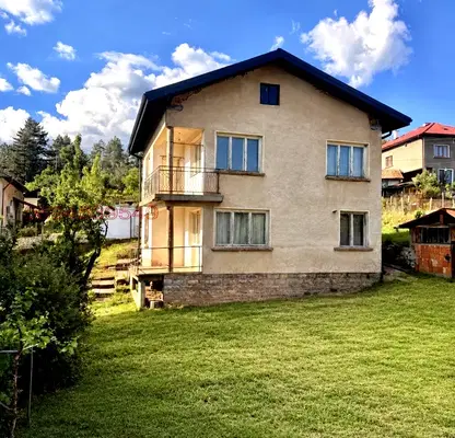 Photo 3 — House in област София, Godech