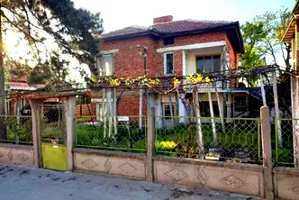 Къща в Монтана, Лом