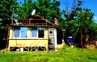 Къща в Ловеч, в.з. Синан тепе