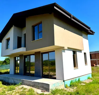 Photo 2 — House in Plovdiv, Belomorski