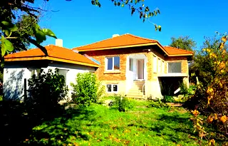 Къща във Варна, Провадия