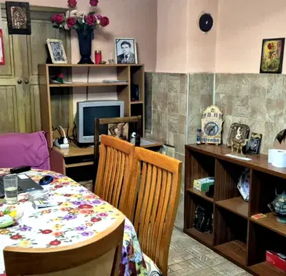 Снимка 5 — Къща във Враца, Роман