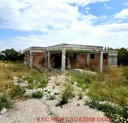Снимка 3 — Къща в Пловдив, с. Брестник