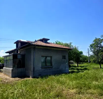 Снимка 2 — Къща в Пловдив, с. Козаново