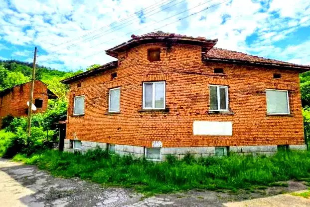 House in Oblast Lovech, с. Малка Желязна