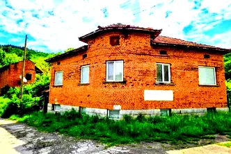 Къща в Ловеч, с. Малка Желязна