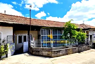 Къща във Велико Търново, с. Мерданя