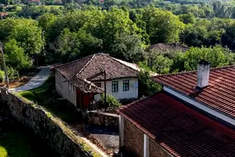 Къща във Велико Търново, с. Пчелище