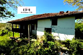 Къща във Велико Търново, с. Пчелище