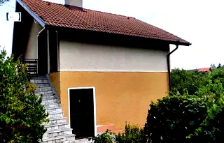Къща в Перник, с. Планиница